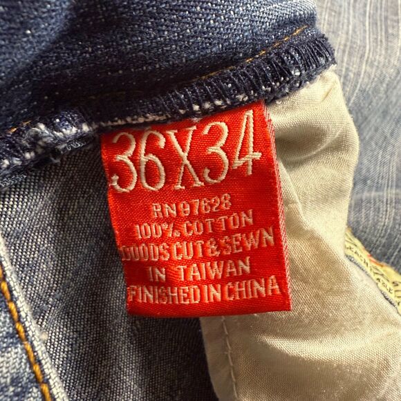 Vintage Request Shorts Mens Jorts Embroidered Y2K Hip Hop Size 36x15 Coogi Style - Picture 6 of 10